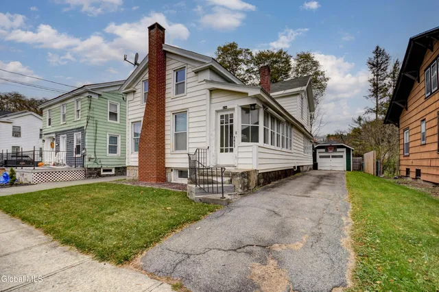 $170,000 | 8 Lower Prospect Street, Fonda, NY 12068