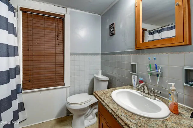 $170,000 | 8 Lower Prospect Street, Fonda, NY 12068