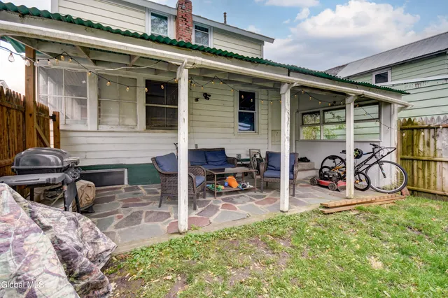 $170,000 | 8 Lower Prospect Street, Fonda, NY 12068