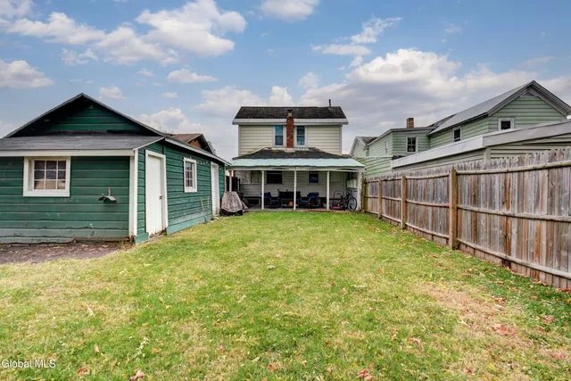 $170,000 | 8 Lower Prospect Street, Fonda, NY 12068