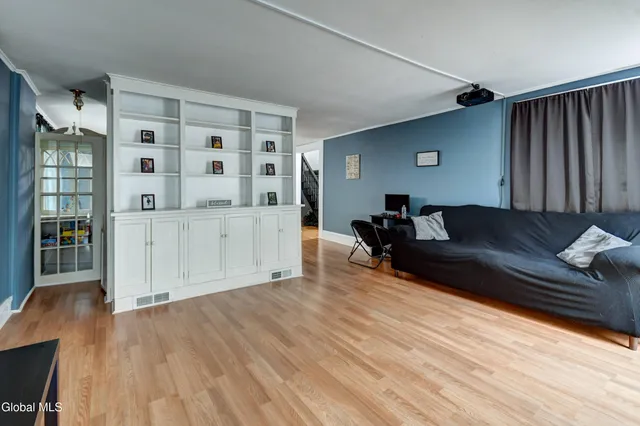 $170,000 | 8 Lower Prospect Street, Fonda, NY 12068