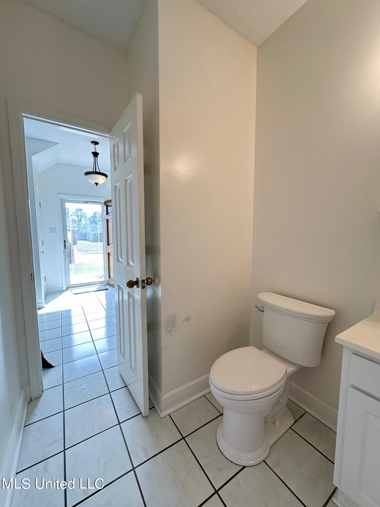 3605 Reeves Lane Ocean Springs, MS 39564 - Photo 9 of 28 GPTempDownload 69