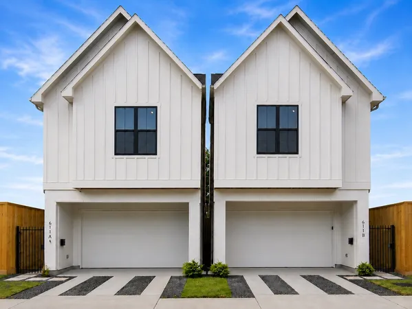 $1,099,990 | 611 East 25th Street, Unit B, Houston, TX 77008