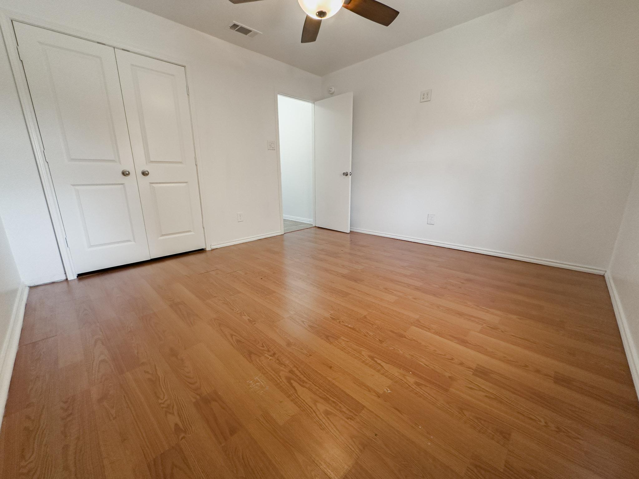 3806 Fieldcrest Drive Killeen, TX 76549 - Photo 16 of 33 a view of an empty room and chandelier fan