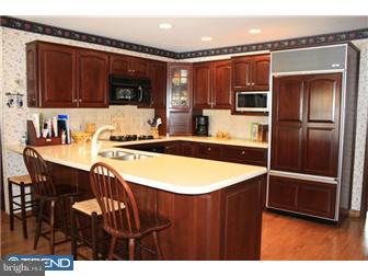 559 Sentinel Road Moorestown, NJ 08057 - Photo 2 of 12