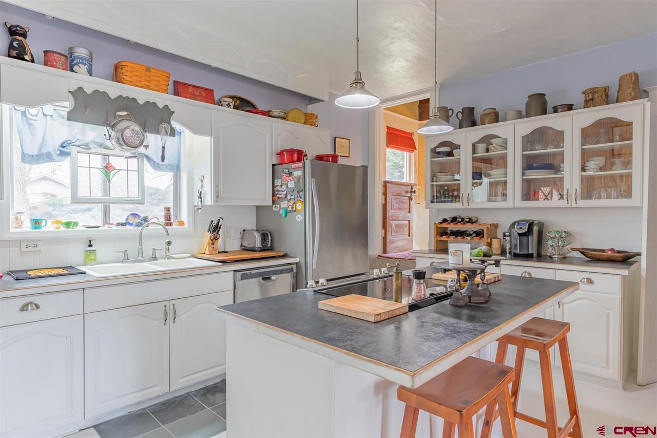 63026 Spring Creek Road Montrose, CO 81403 - Photo 6 of 35 Gallery Image 6