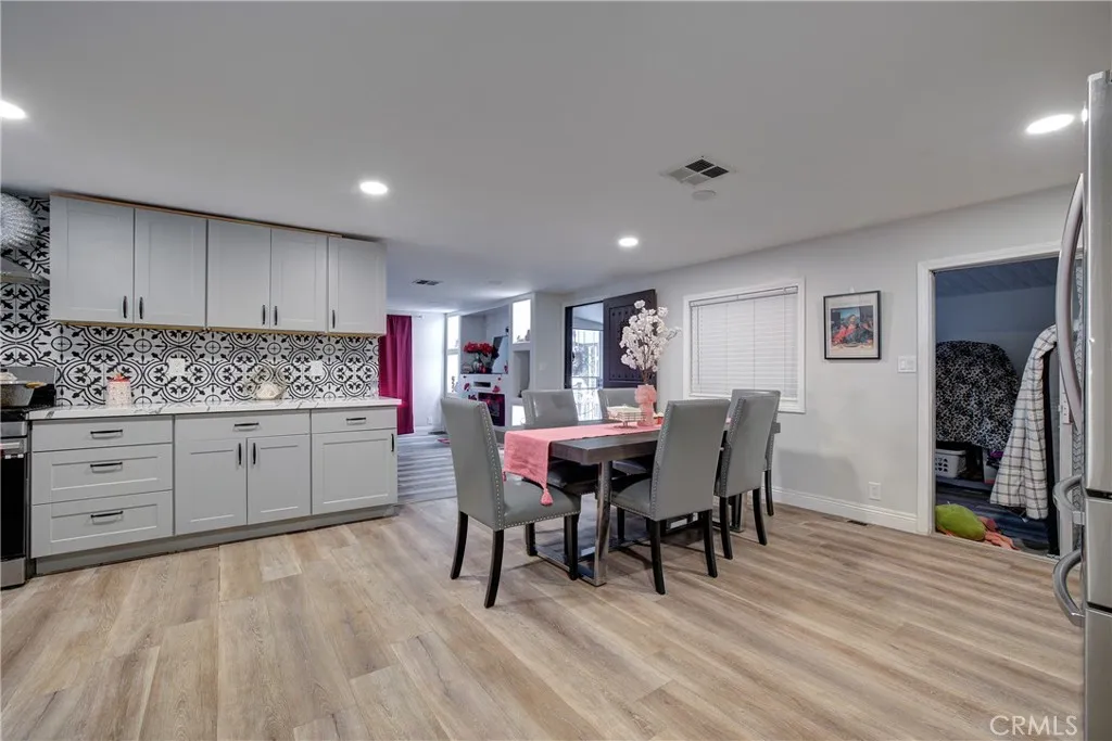 3700 Buchanan Street, Unit 189 Riverside, CA 92503 - Photo 9 of 23 Gallery Image 9