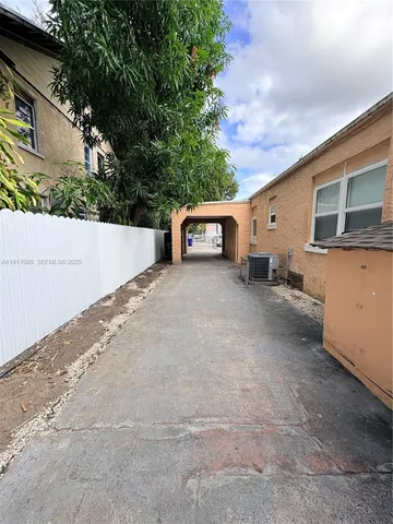 $2,700 | 1560 Northwest 25th Avenue, Unit 3, Miami, FL 33125