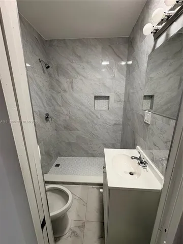 $2,700 | 1560 Northwest 25th Avenue, Unit 3, Miami, FL 33125