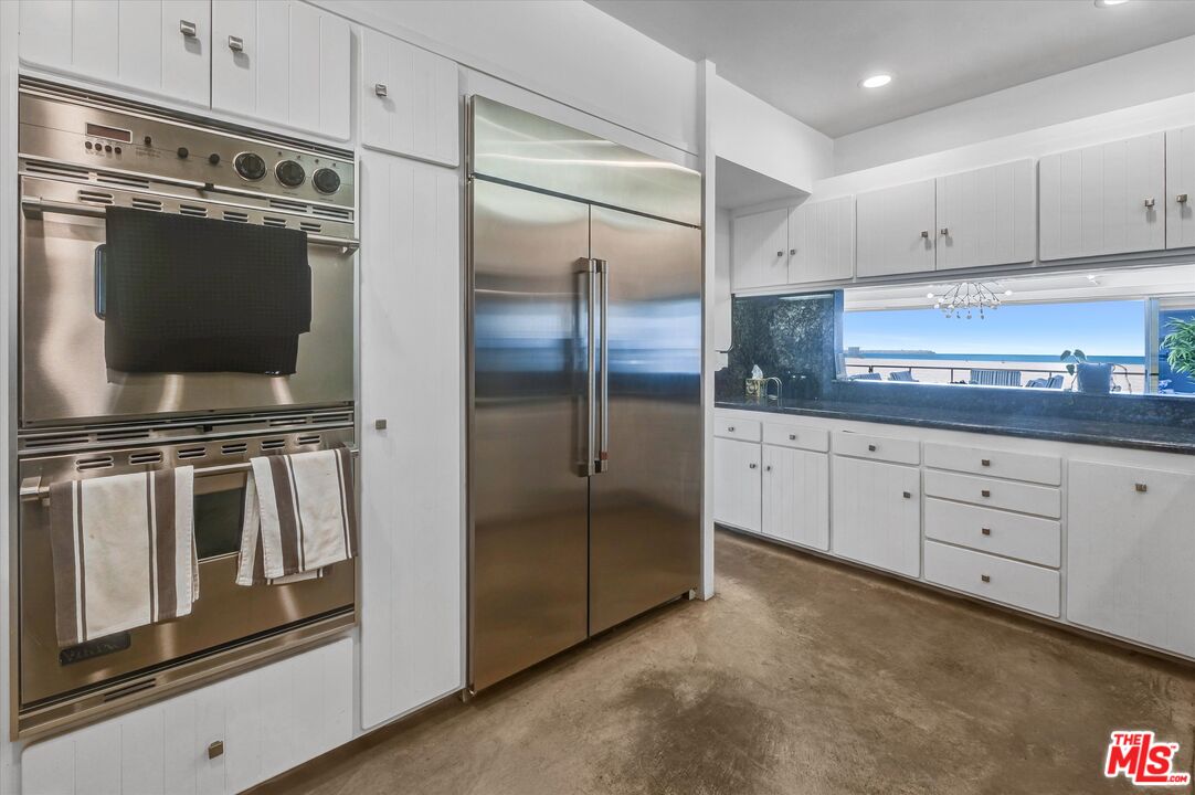 1 Spinnaker Street, Unit 2 Marina del Rey, CA 90292 - Photo 14 of 28