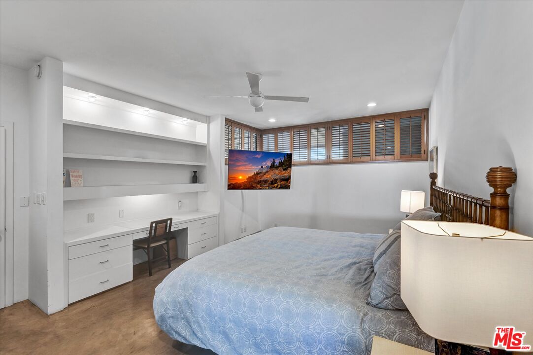 1 Spinnaker Street, Unit 2 Marina del Rey, CA 90292 - Photo 19 of 28