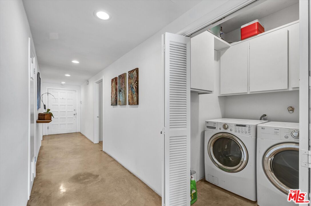 1 Spinnaker Street, Unit 2 Marina del Rey, CA 90292 - Photo 20 of 28