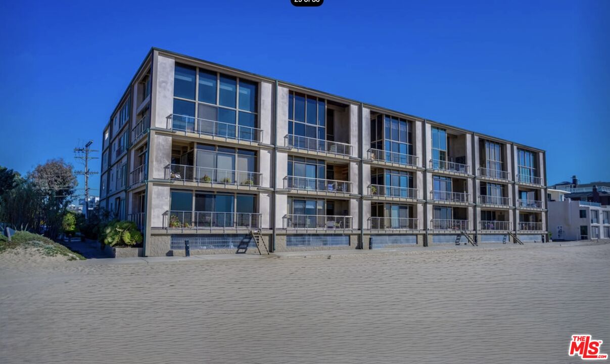 1 Spinnaker Street, Unit 2 Marina del Rey, CA 90292 - Photo 24 of 28