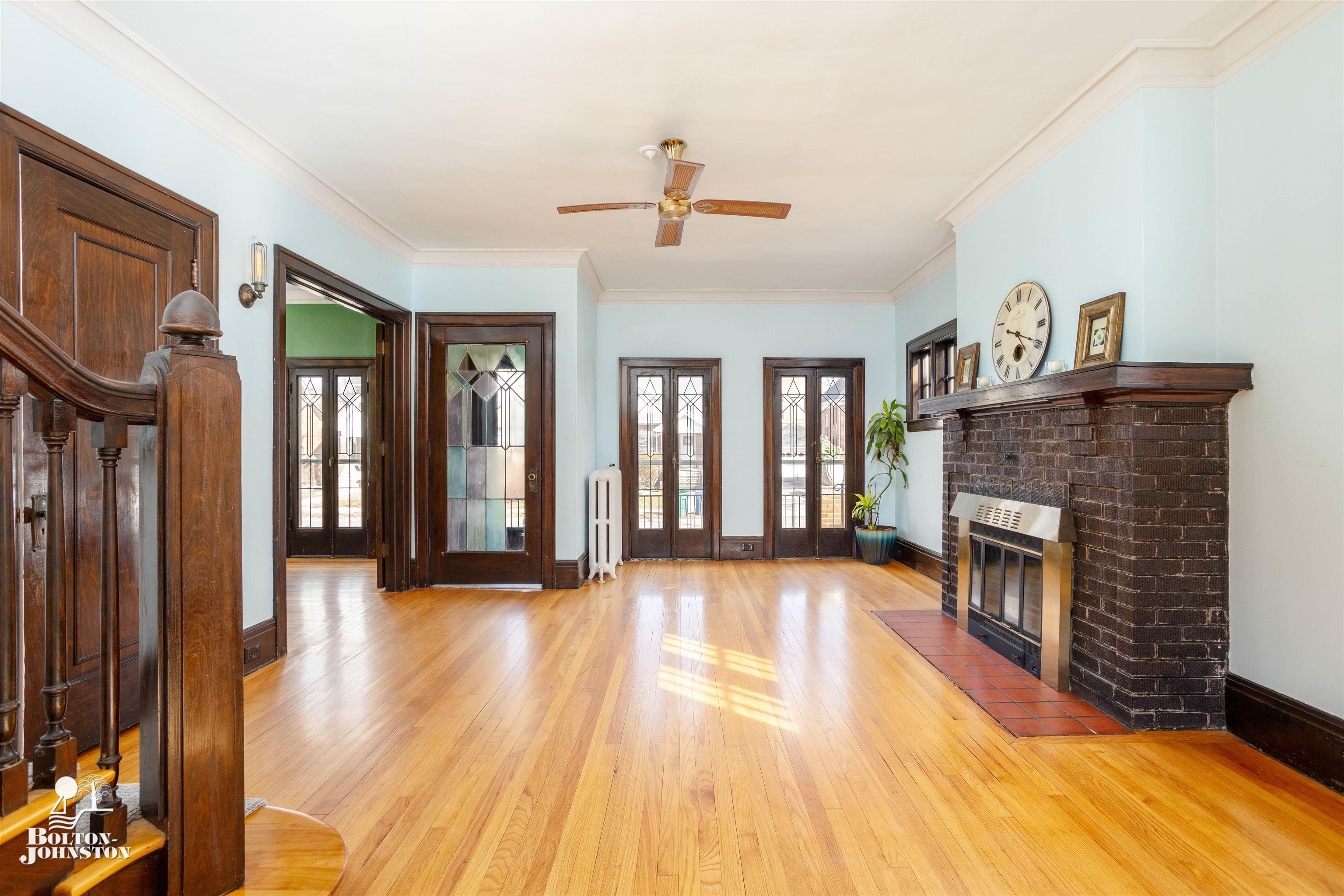 1169 Nottingham Road Grosse Pointe, MI 48230 - Photo 12 of 42 50133251-73af91fd-072c-473f-8dbd-bce0234fb8ac.JPG