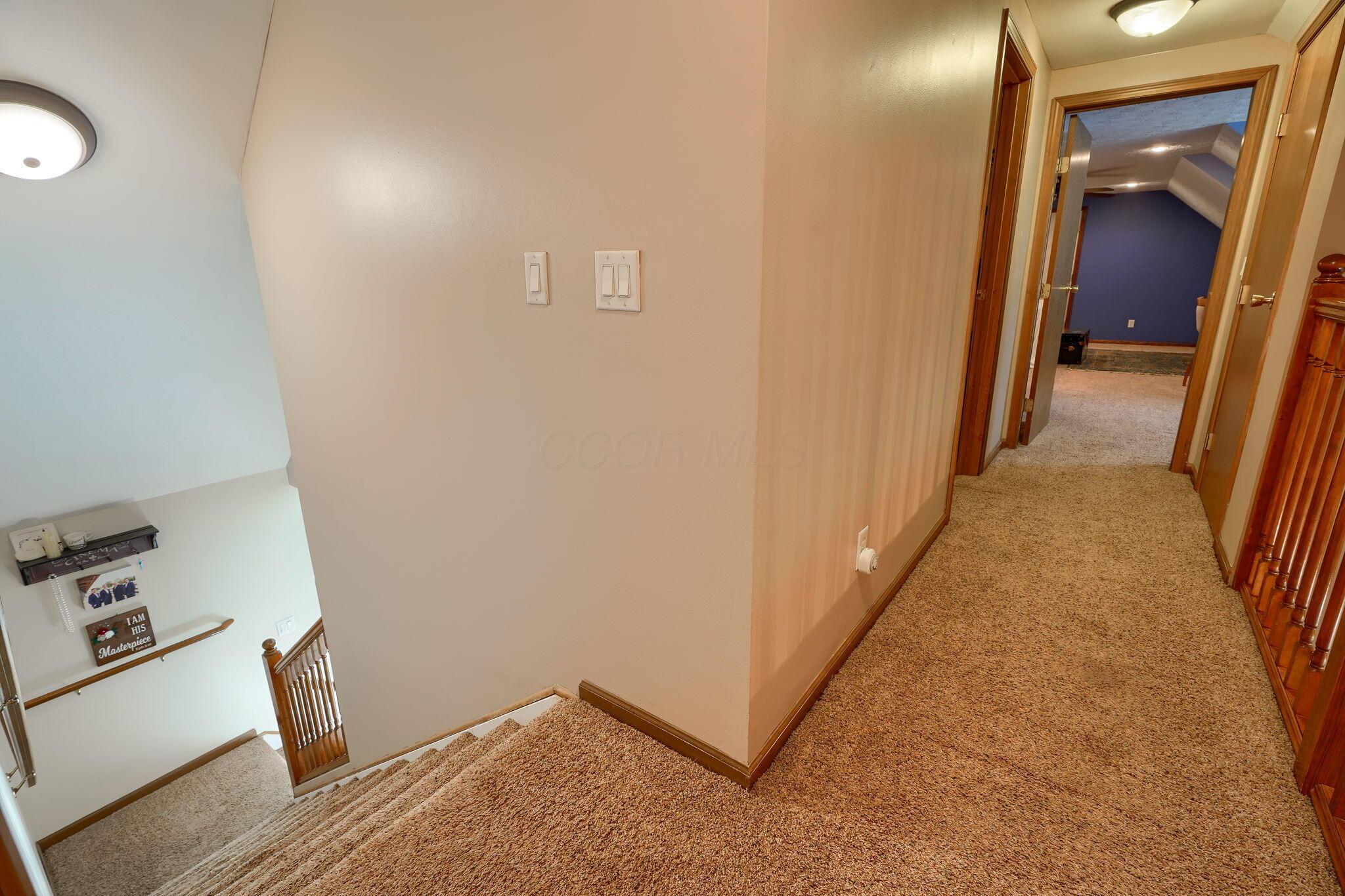 1408 Hanley Road Jackson, OH 45640 - Photo 27 of 54 27. Landing (2)