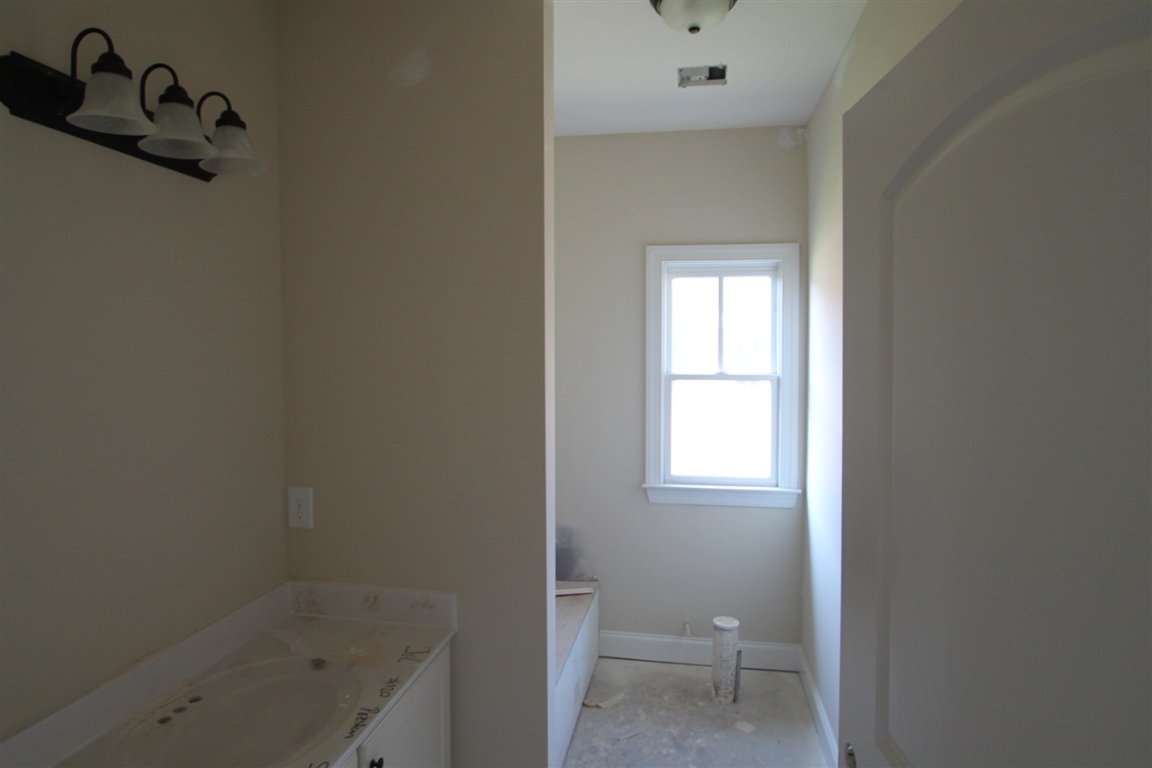 112 Preston Ridge Drive, Unit PLAN PALMETTO) Seneca, SC 29672 - Photo 11 of 14 Gallery Image 11
