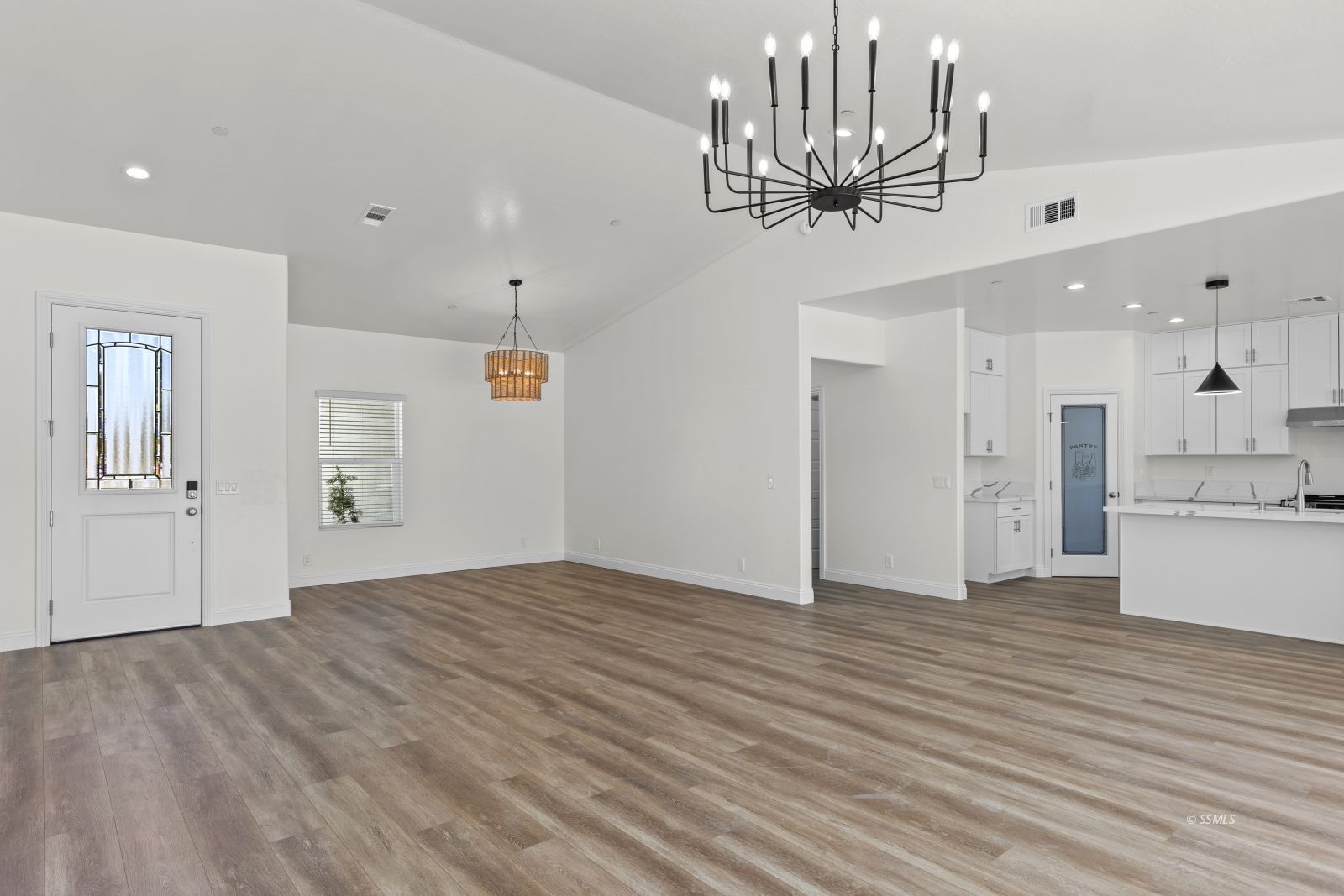 1241 Andrea Court Ridgecrest, CA 93555 - Photo 9 of 42