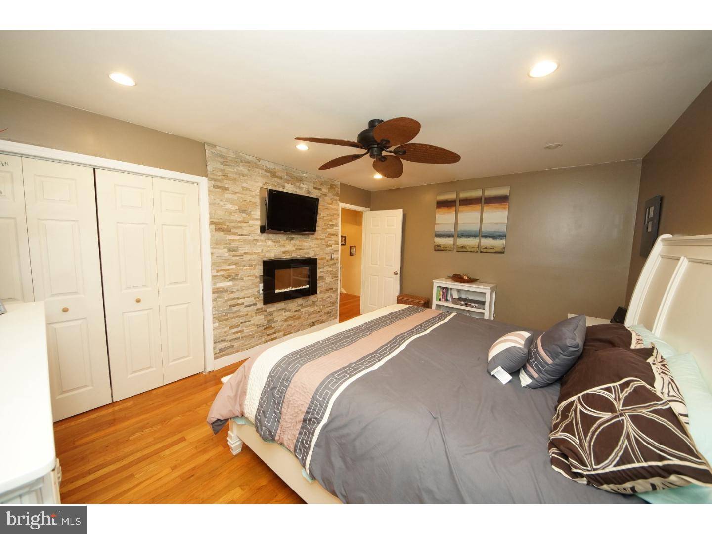 10 Hilton Road Mount Holly, NJ 08060 - Photo 18 of 24 Master Bedroom