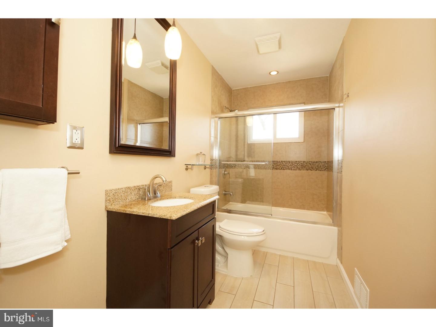 10 Hilton Road Mount Holly, NJ 08060 - Photo 21 of 24 Bathroom