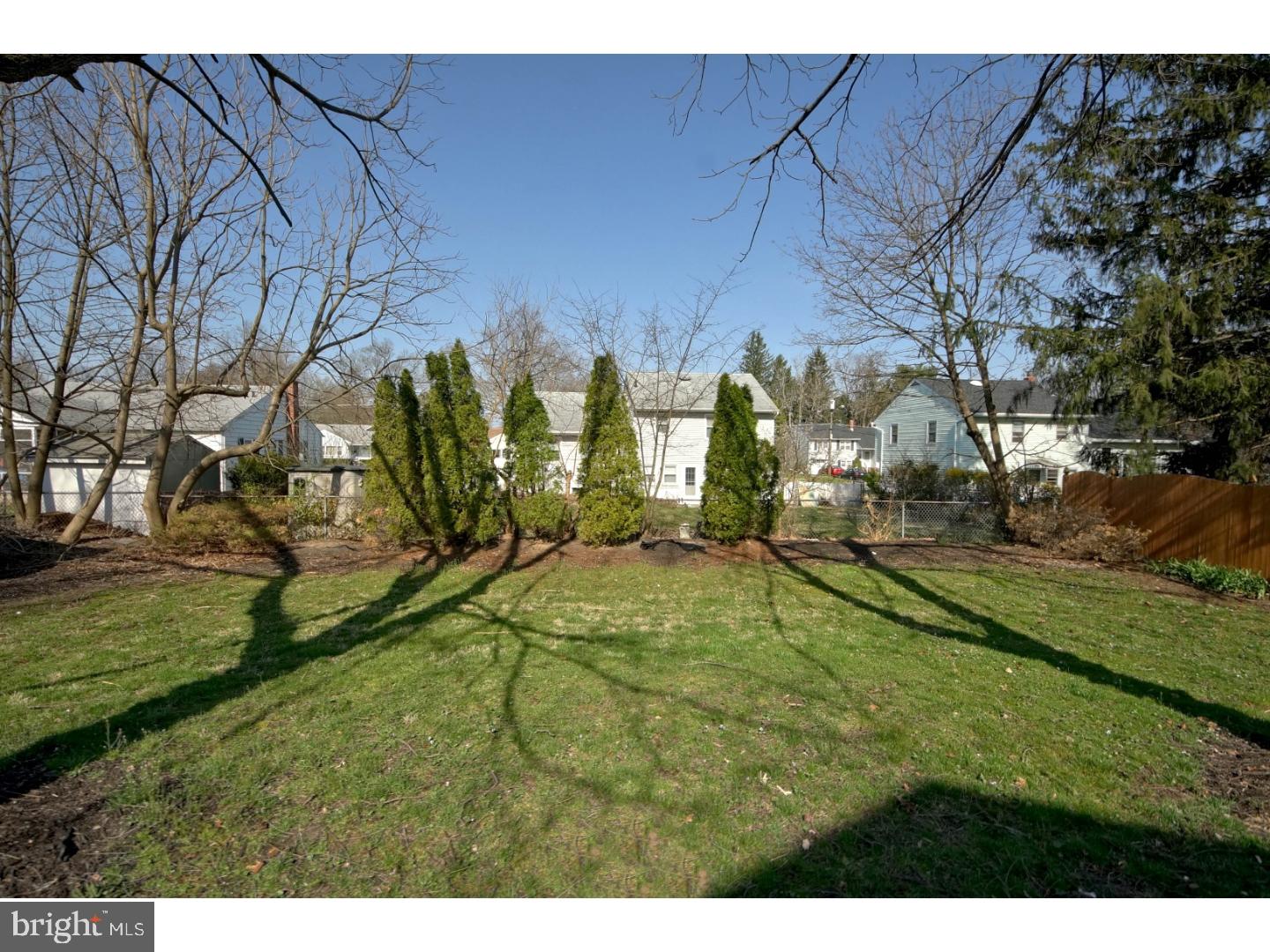 10 Hilton Road Mount Holly, NJ 08060 - Photo 22 of 24 Back Yard