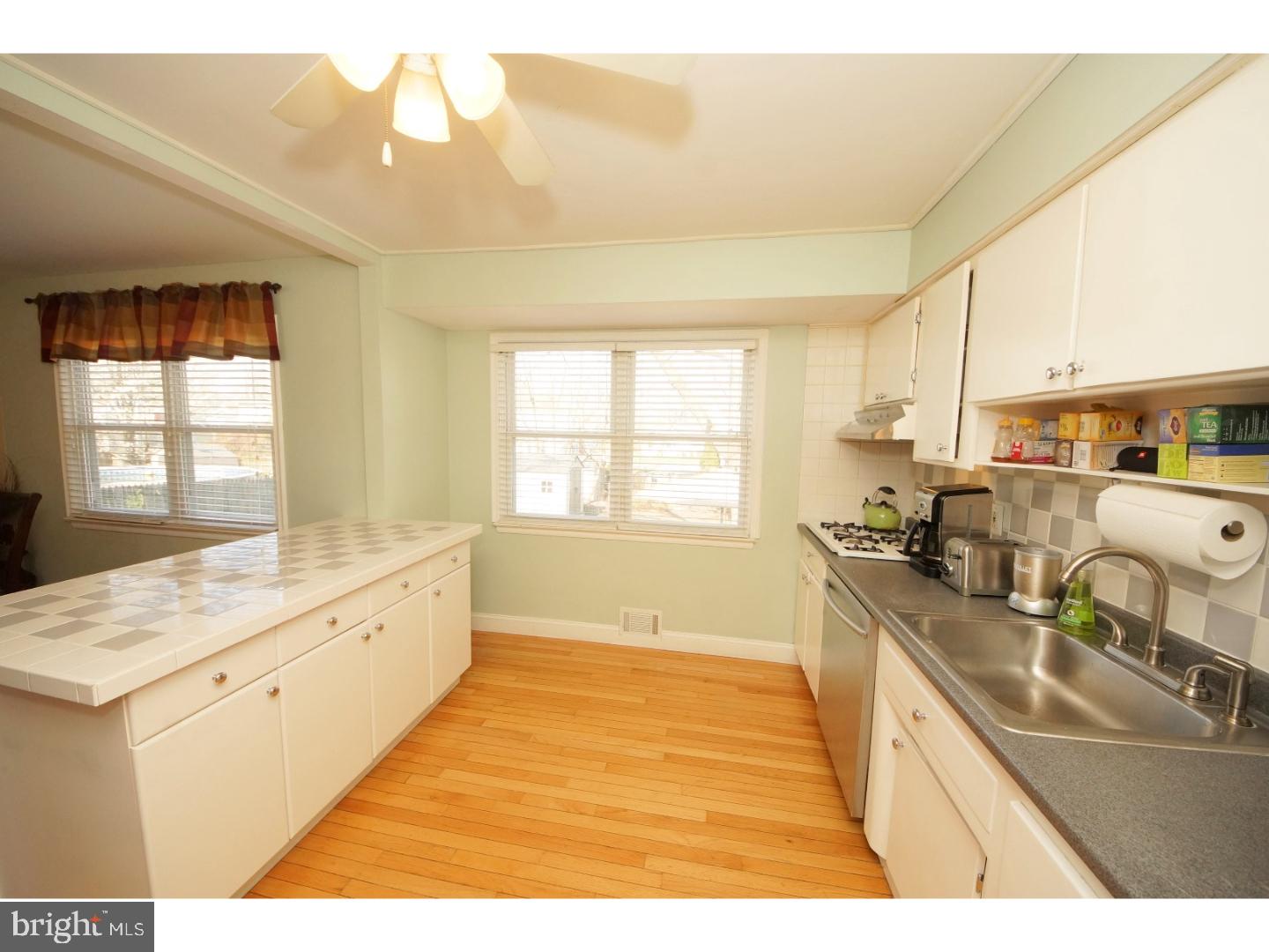 10 Hilton Road Mount Holly, NJ 08060 - Photo 9 of 24 Gallery Image 9