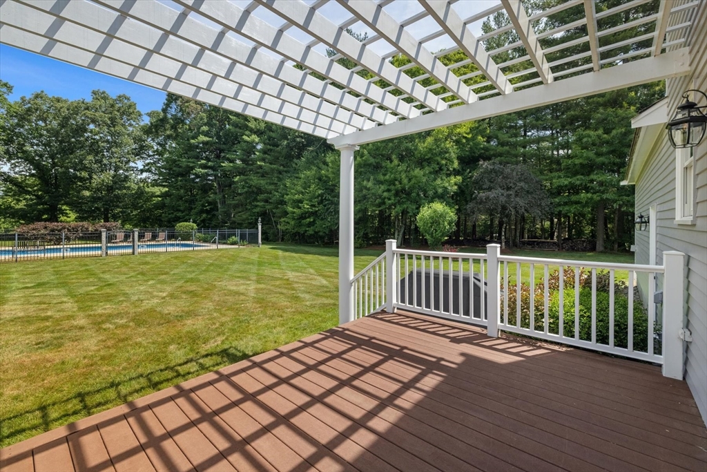 16 King Philip Path Mendon, MA 01756 - Photo 36 of 42