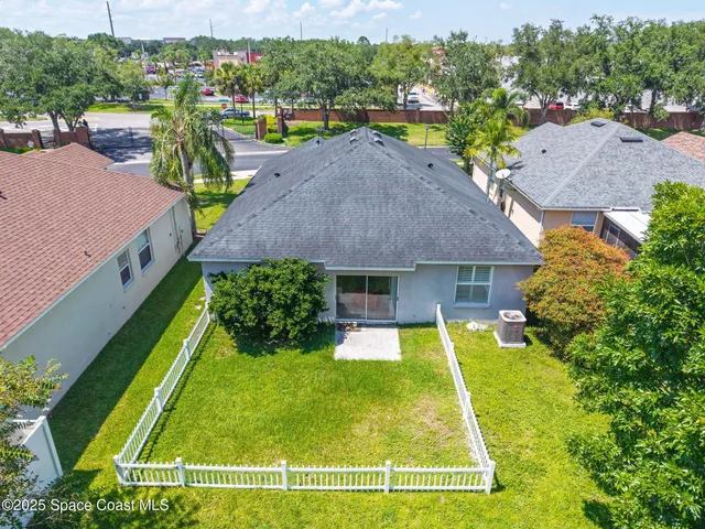 $445,000 | 1850 Emerald Green Circle, Oviedo, FL 32765
