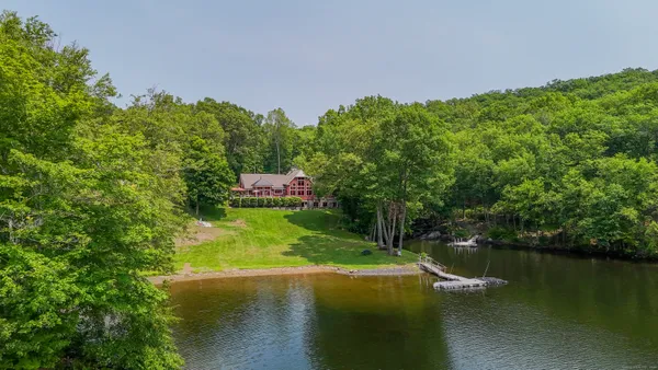 $2,995,000 | 218 Kuhne Road, Southbury, CT 06488