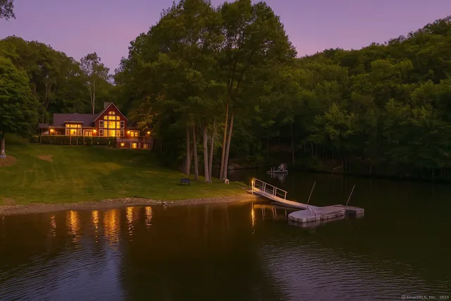 $3,275,000 | 218 Kuhne Road, Southbury, CT 06488