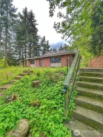 $1,695 | 1714 Southeast Susan, Unit B, Tumwater, WA 98501