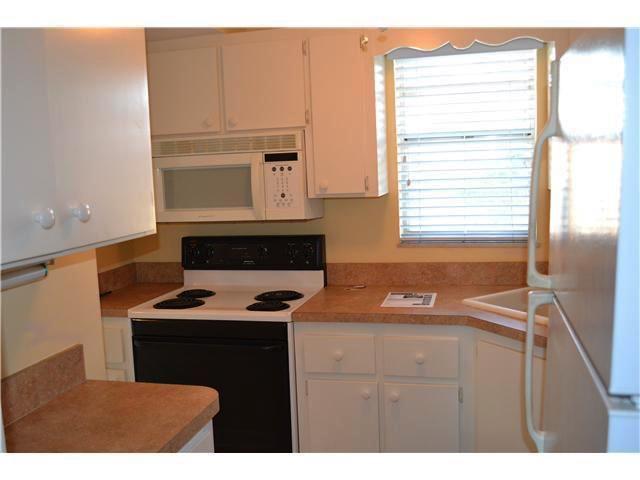 1917 Southwest Palm City Road, Unit 9H Stuart, FL 34994 - Photo 10 of 26 Image 12-13-16 at 12.11 PM