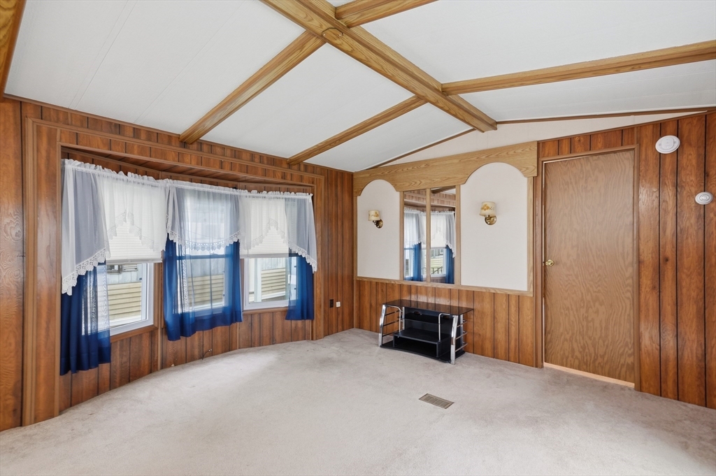 25 Groton School Road, Unit 29 Ayer, MA 01432 - Photo 5 of 21