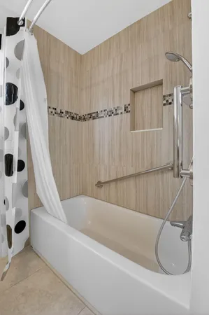 $3,500 | 15109 Ashland Drive, Unit 323, Delray Beach, FL 33484