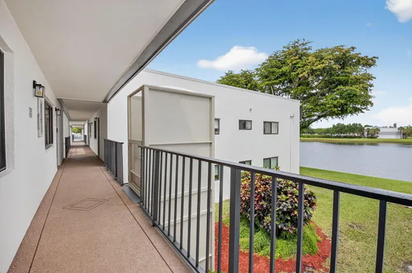 $3,500 | 15109 Ashland Drive, Unit 323, Delray Beach, FL 33484