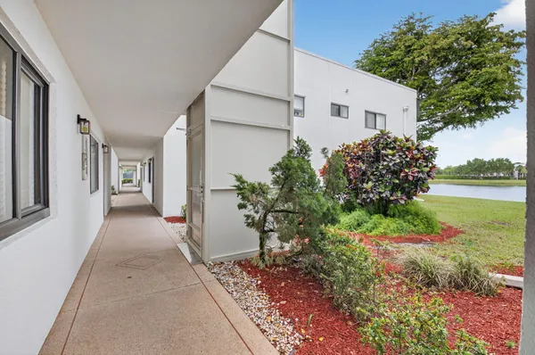 $3,500 | 15109 Ashland Drive, Unit 323, Delray Beach, FL 33484