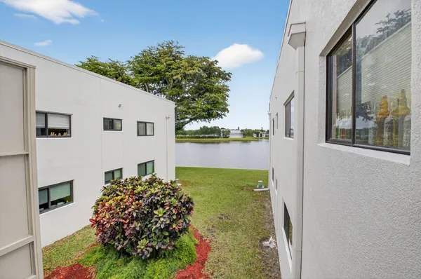 $3,500 | 15109 Ashland Drive, Unit 323, Delray Beach, FL 33484