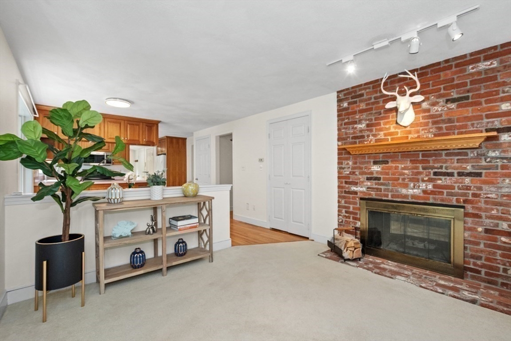 16 Merrills Way Rowley, MA 01969 - Photo 17 of 39 Gallery Image 17