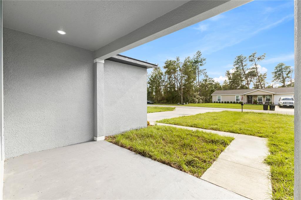 5207 Southwest 165th St Road Ocala, FL 34473 - Photo 9 of 44 Gallery Image 9