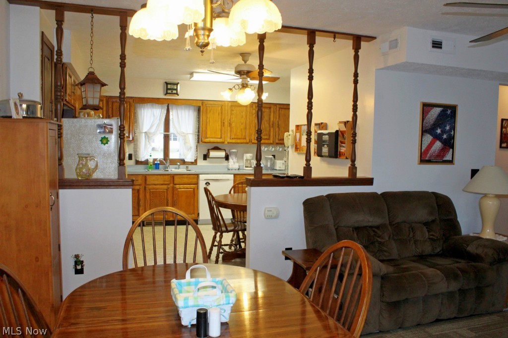 7296 Murray Ridge Road Elyria, OH 44035 - Photo 8 of 25 Gallery Image 8