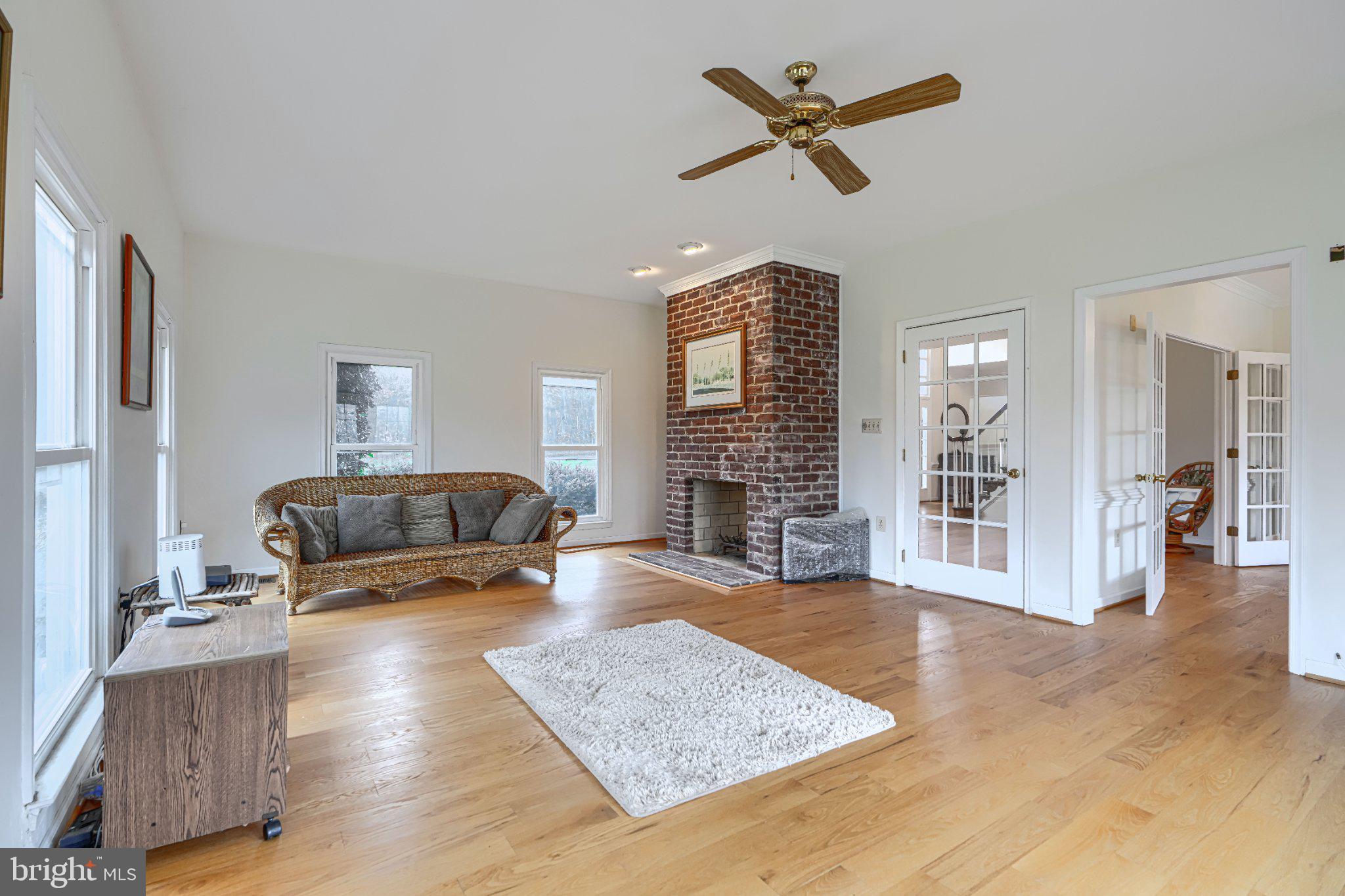 22909 Davis Mill Road Germantown, MD 20876 - Photo 13 of 54 Bonus Room (1 of 2)