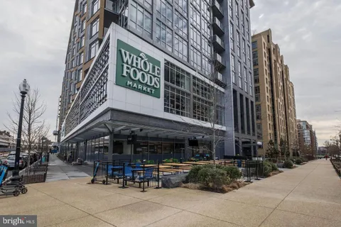 $949,500 | 1025 First Street Southeast, Unit 713, Washington, DC 20003