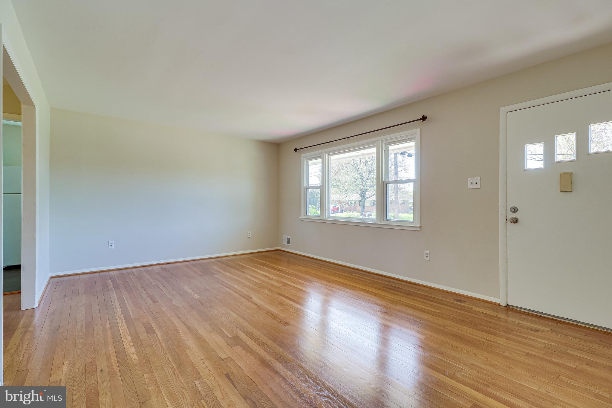 7411 Northrop Road Alexandria, VA 22306 - Photo 15 of 75 Gallery Image 15