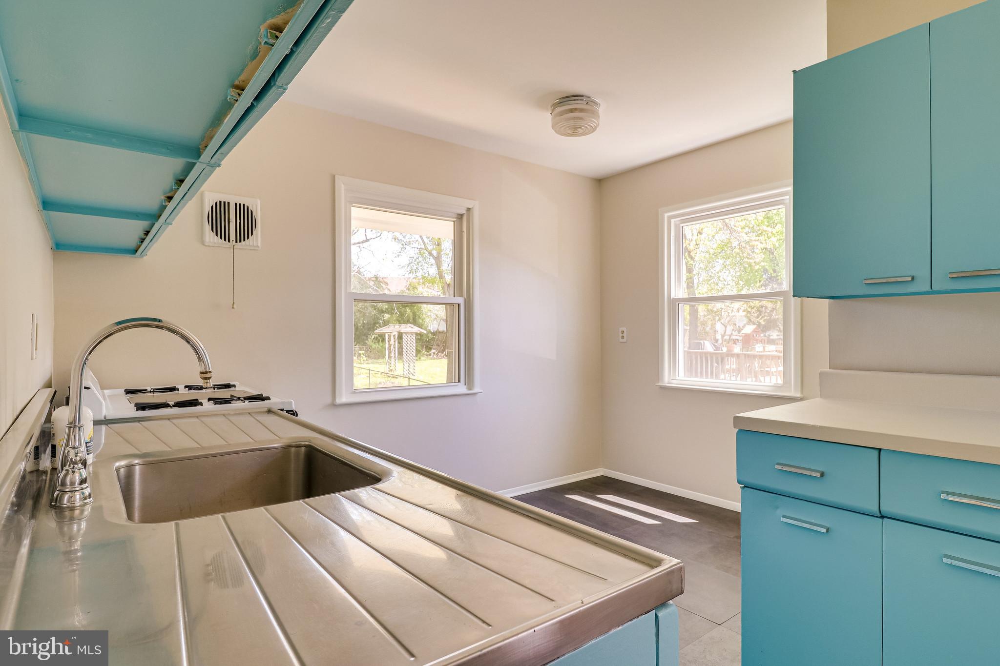 7411 Northrop Road Alexandria, VA 22306 - Photo 21 of 75 Gallery Image 21