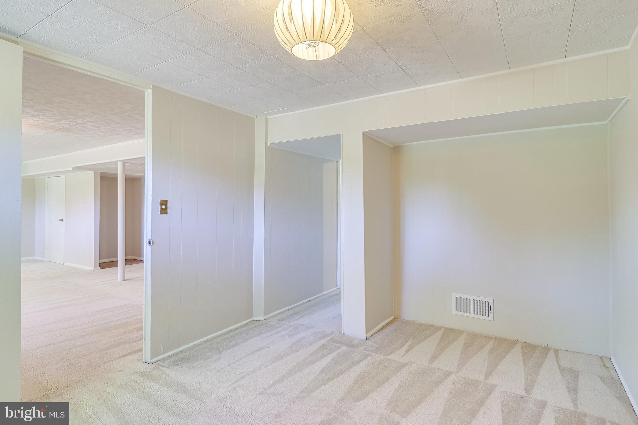 7411 Northrop Road Alexandria, VA 22306 - Photo 48 of 75 Gallery Image 48