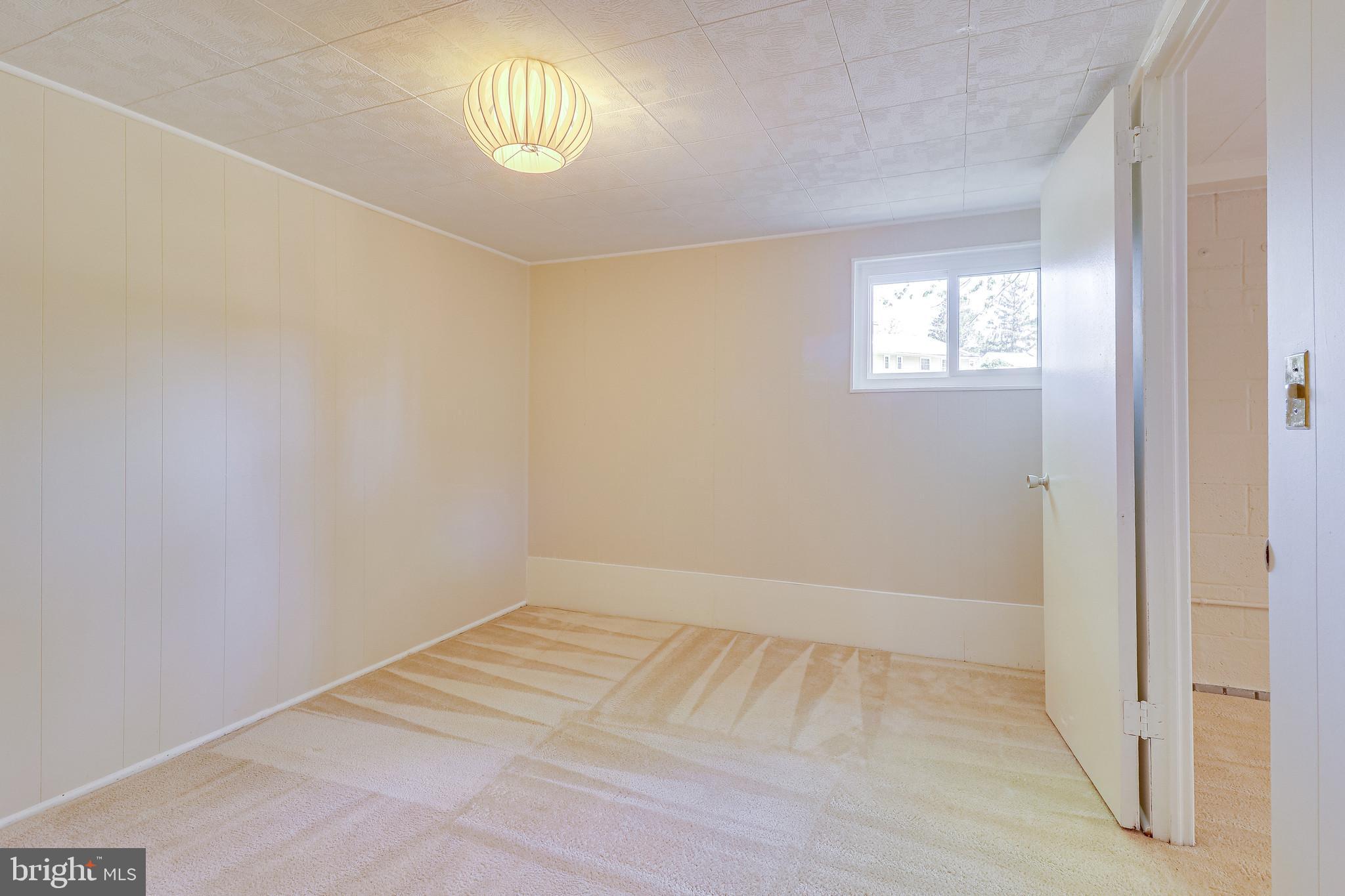 7411 Northrop Road Alexandria, VA 22306 - Photo 50 of 75 Gallery Image 50