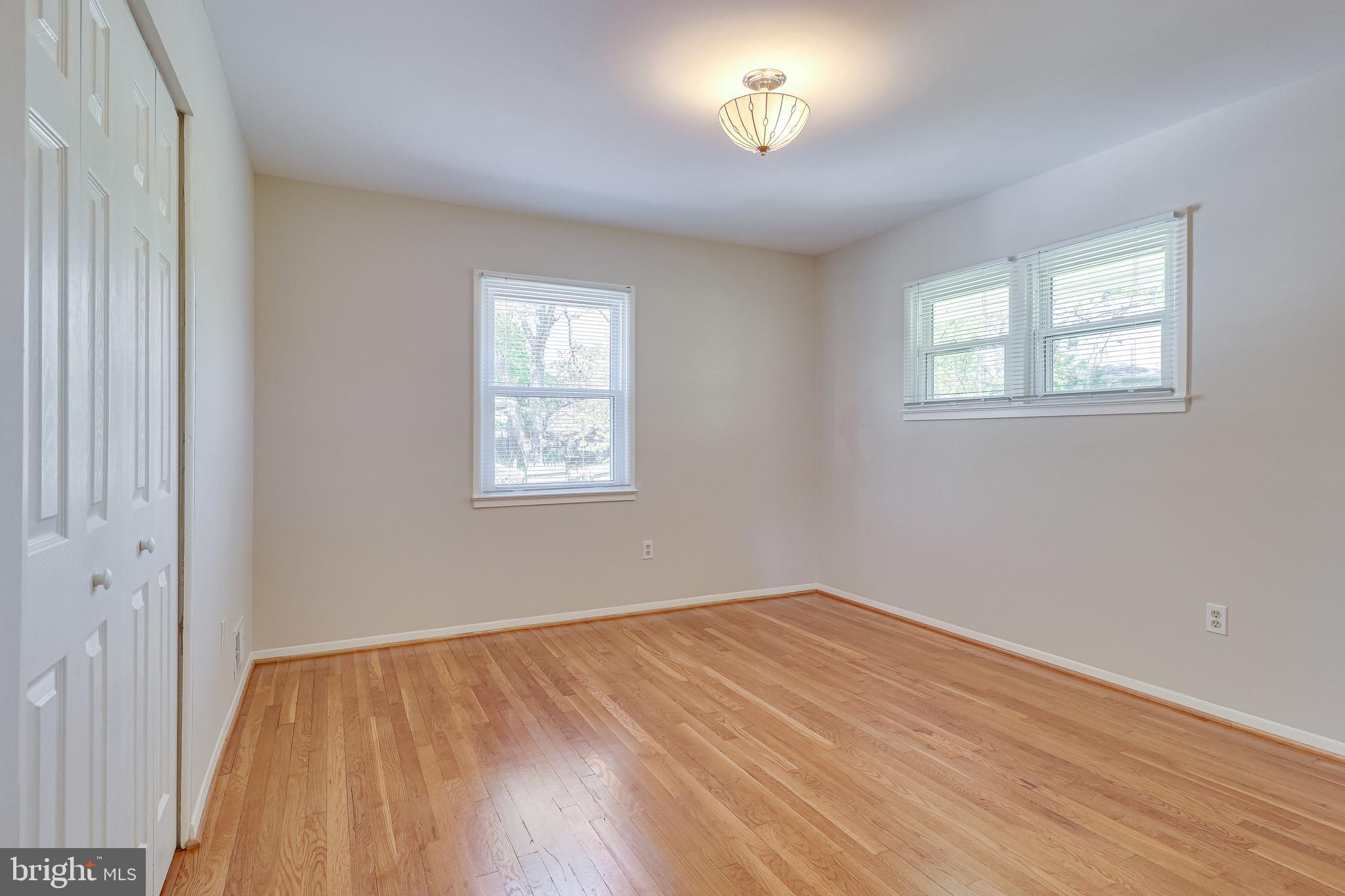 7411 Northrop Road Alexandria, VA 22306 - Photo 6 of 75 Gallery Image 6