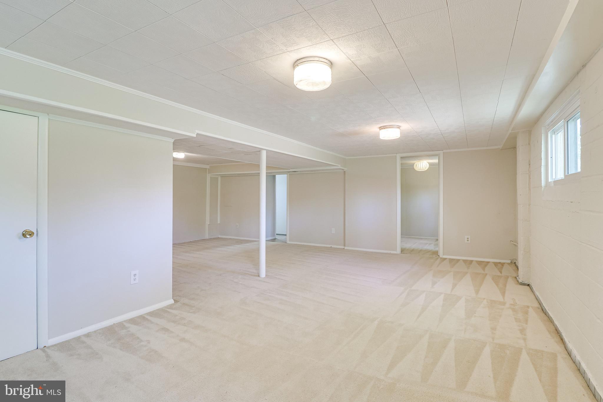 7411 Northrop Road Alexandria, VA 22306 - Photo 7 of 75 Gallery Image 7