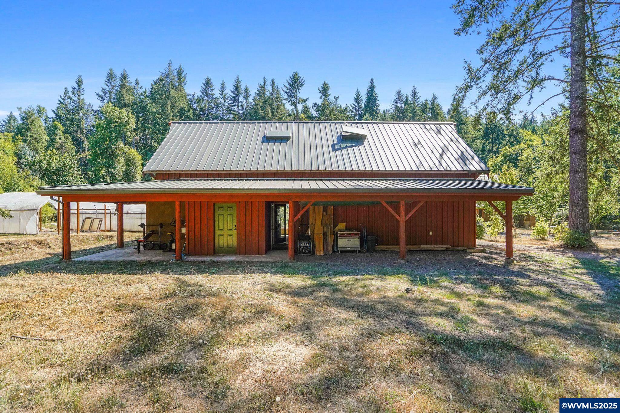 5952 Peaks View Road Scotts Mills, OR 97375 - Photo 5 of 41 Gallery Image 5