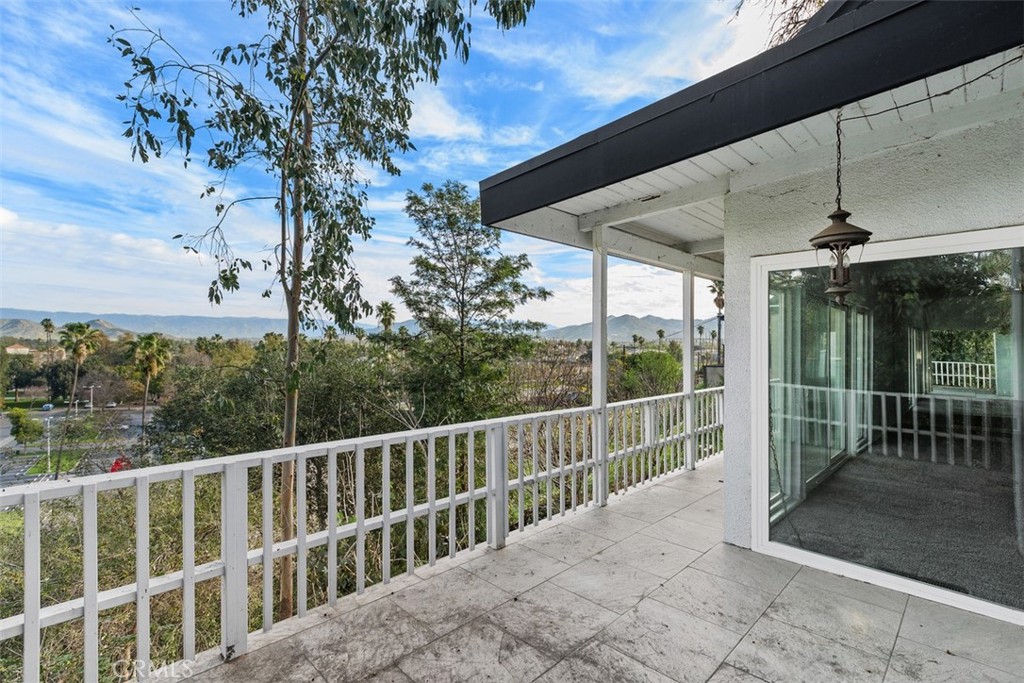 4121 Park View Terrace Riverside, CA 92501 - Photo 29 of 41 a view of a balcony