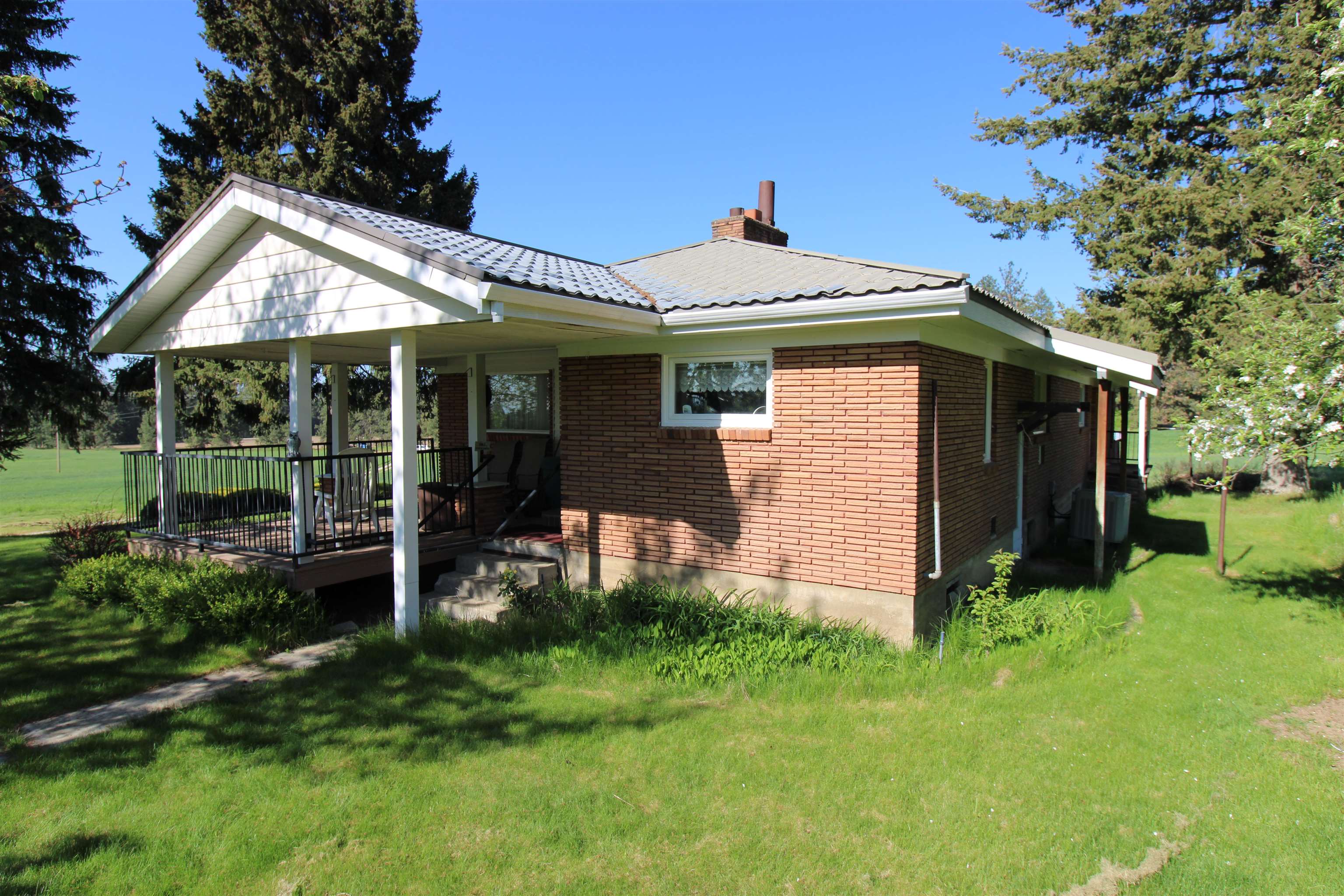 4881 A Carr Road Clayton, WA 99110 - Photo 3 of 44